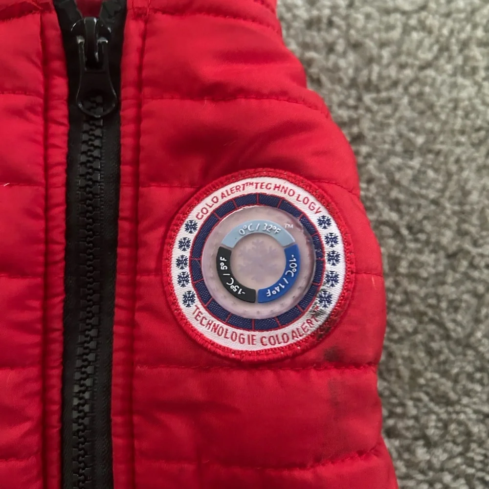 Red Dogs Jacket - Picture 8 of 8